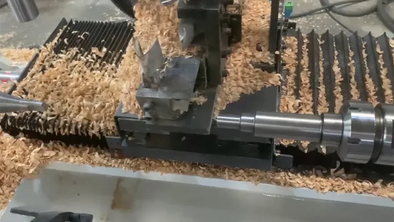 مخرطة خشب ذكية CNC ذات أربعة محاور - 3