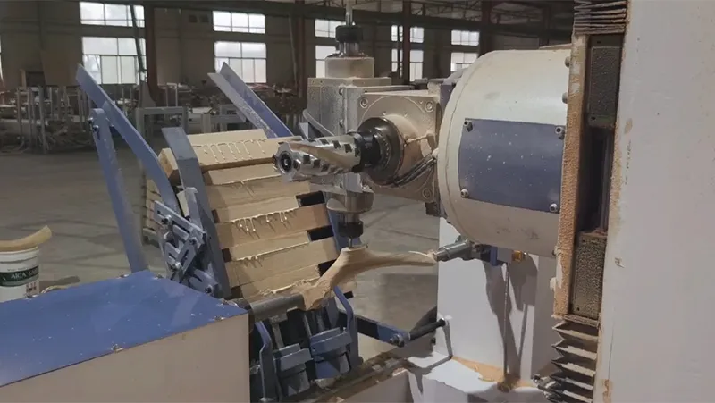 مخرطة خشب ذكية CNC ذات خمسة محاور - 5