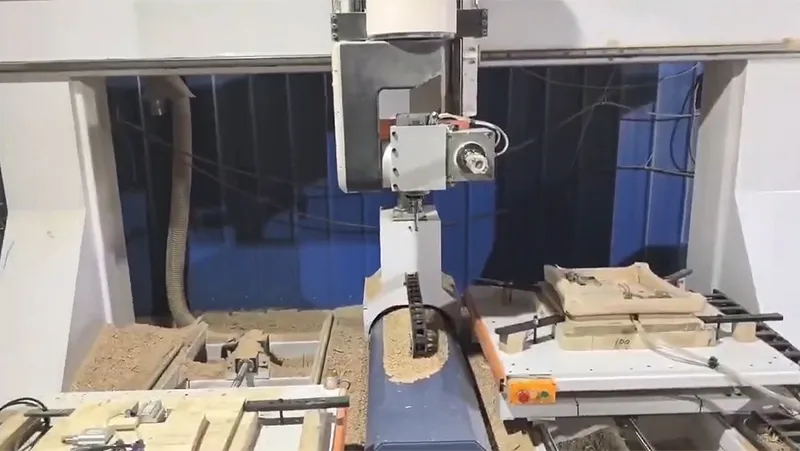 مخرطة خشب ذكية CNC ذات خمسة محاور ثنائية الطاولة - 1
