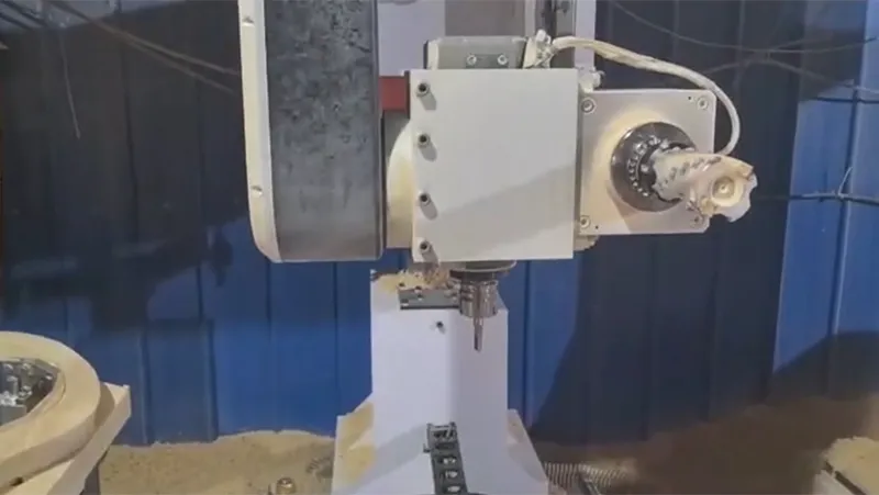 مخرطة خشب ذكية CNC ذات خمسة محاور ثنائية الطاولة - 2