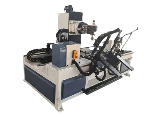 مخرطة خشب ذكية CNC ذات خمسة محاور