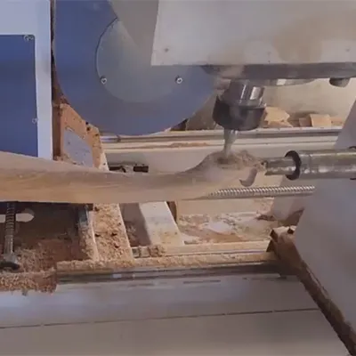 مخرطة خشب ذكية CNC ذات خمسة محاور
