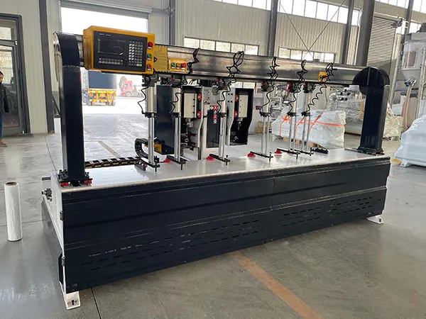 ماكينة CNC متعددة المهام لتشكيل لسان التثبيت وفتحة النقر