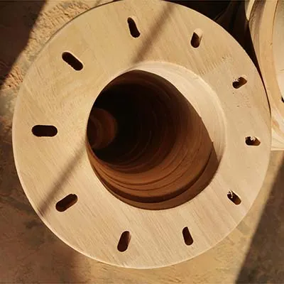 ماكينة CNC للحفر والتفريز والتثقيب على الأرجل الخشبية