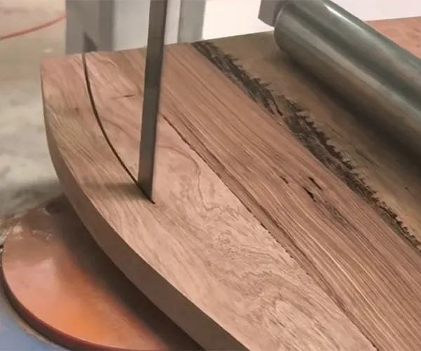 منشار شريطي CNC للأخشاب