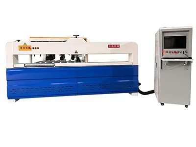 ماكينة قطع الأخشاب CNC